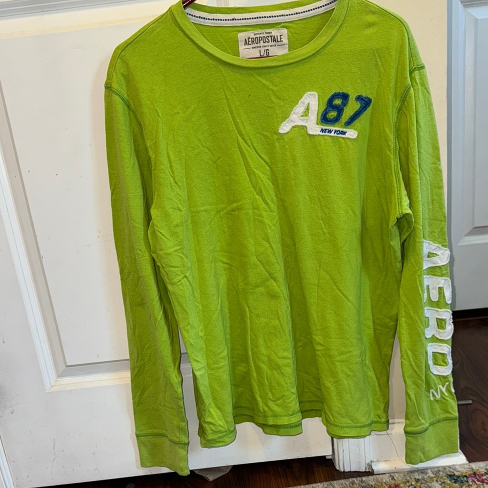 Aeropostale Green Long Sleeve Tee with Graphic Design